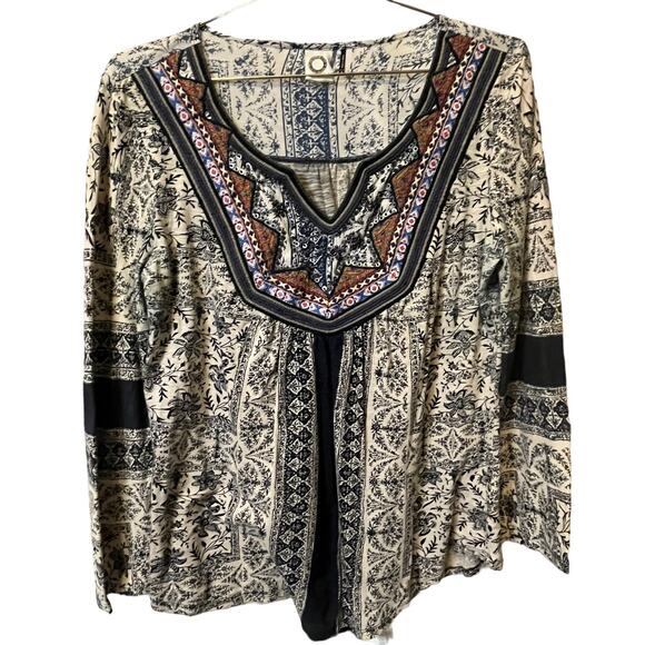 Anthro Akemi + Kin navy blue top with mixed bib Size medium - Picture 1 of 5